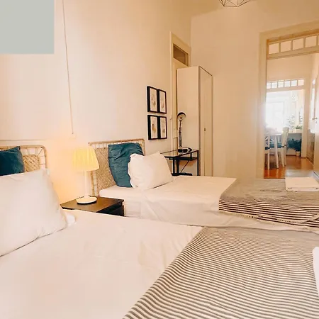 Appartamento My Fair - Principe Real With Balcony Lisbona