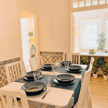 My Fair - Principe Real With Balcony Appartamento Lisbona